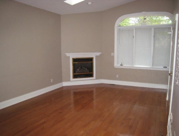 Large Living 
Room