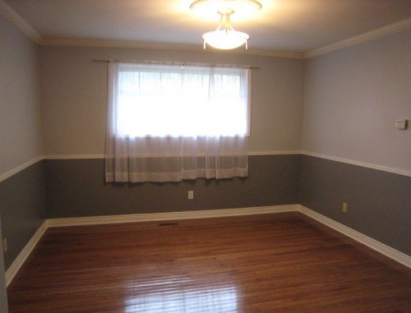 Gleaming Hardwood in Dinning Room